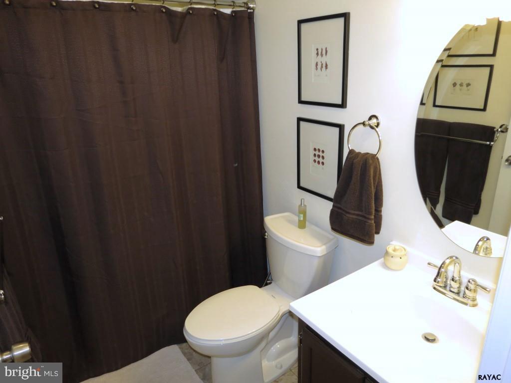 270 Greenleaf Road York, PA 17406 - Photo 25 of 36 Gallery Image 25