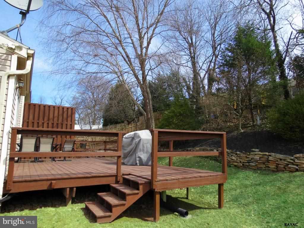270 Greenleaf Road York, PA 17406 - Photo 34 of 36 Gallery Image 34