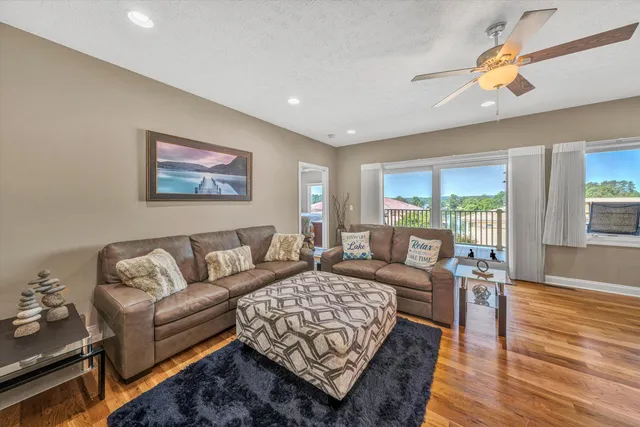 $849,950 | 1066 Siesta Key Court, Moneta, VA 24121