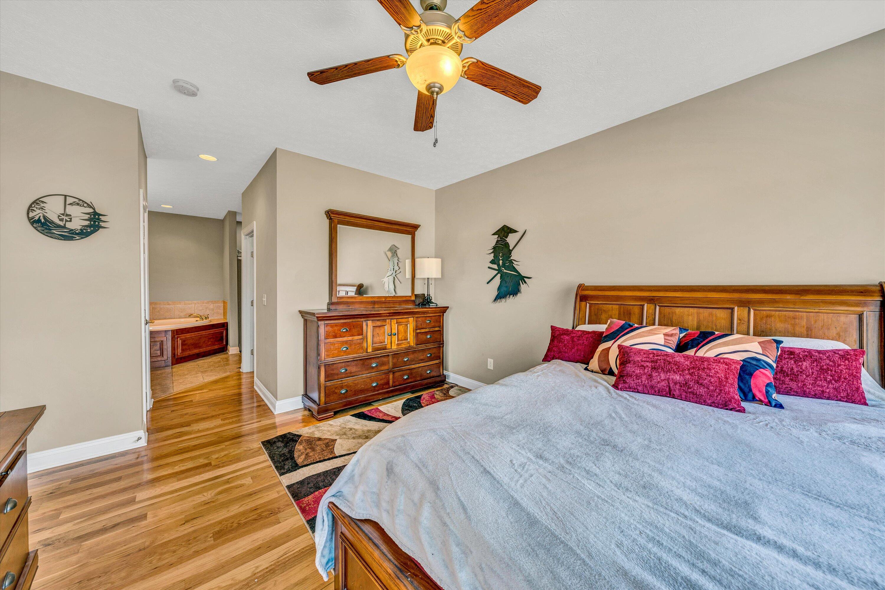 1066 Siesta Key Court Moneta, VA 24121 - Photo 15 of 51 1066 Siesta Key Court (22)