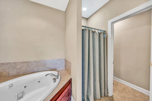 $849,950 | 1066 Siesta Key Court, Moneta, VA 24121