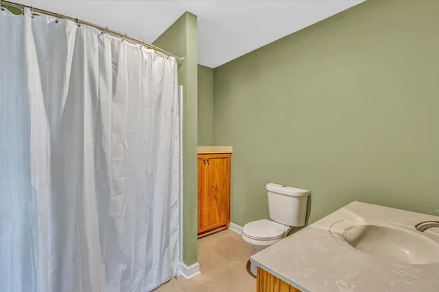 $849,950 | 1066 Siesta Key Court, Moneta, VA 24121