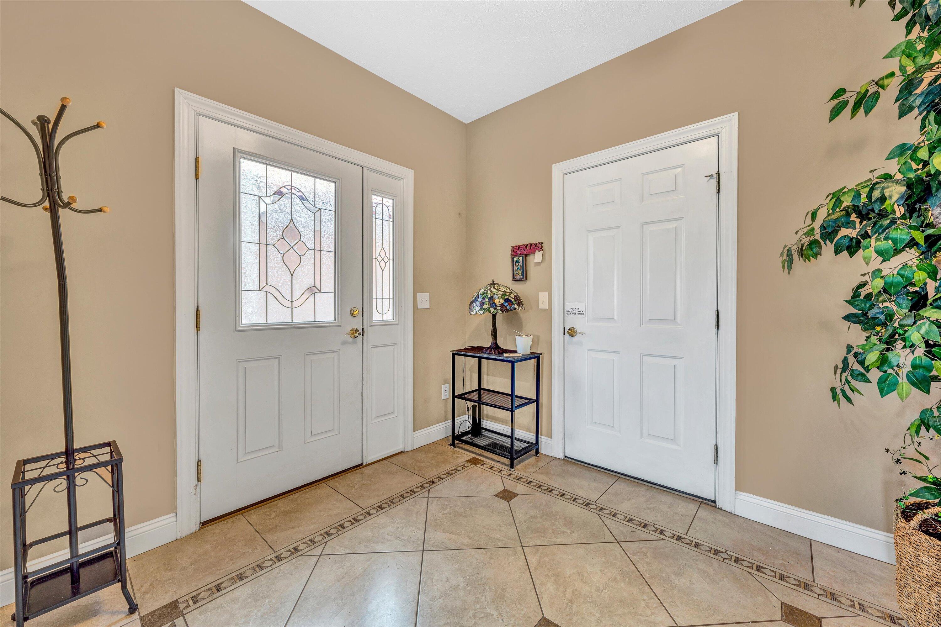 1066 Siesta Key Court Moneta, VA 24121 - Photo 3 of 51 1066 Siesta Key Court (10)