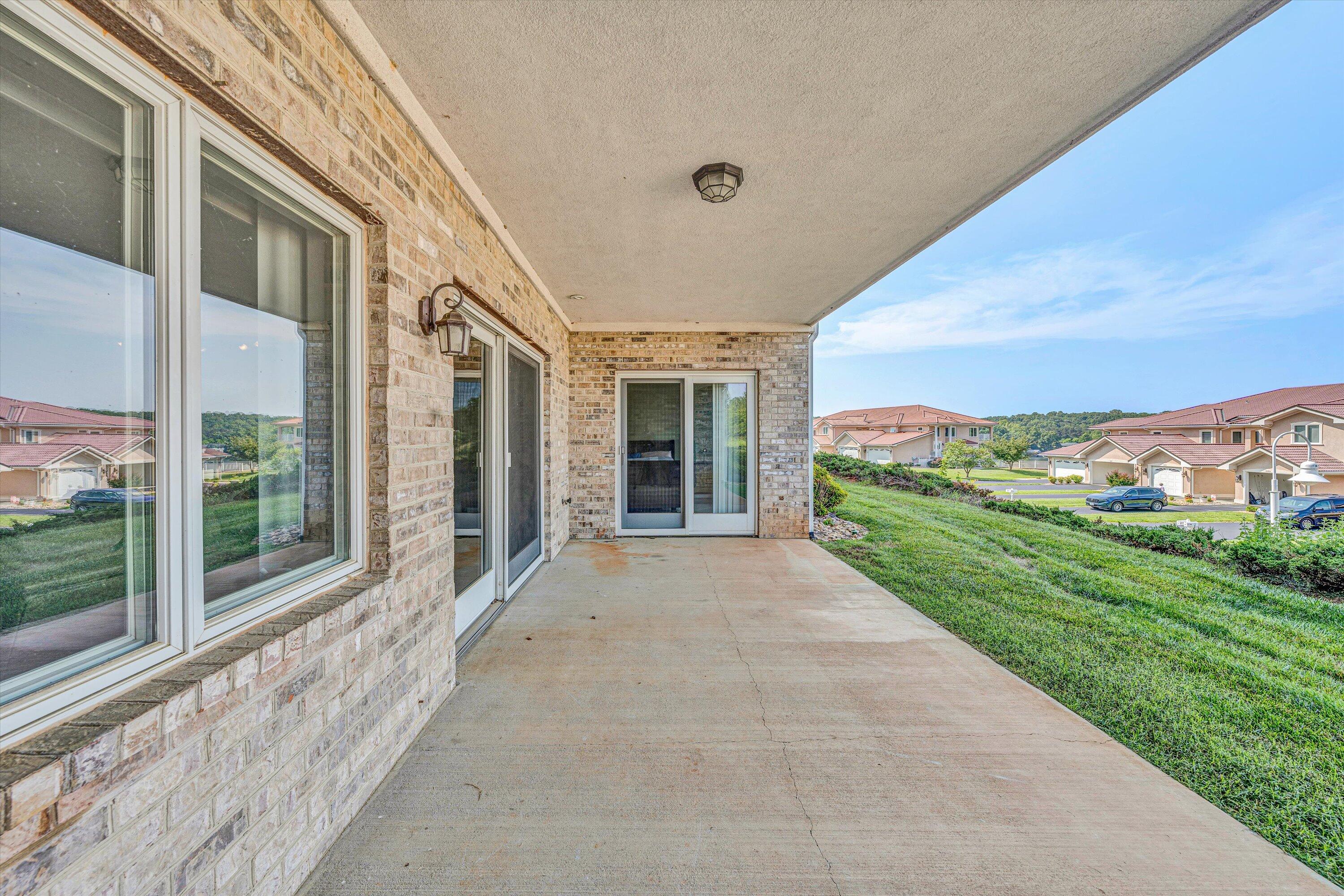 1066 Siesta Key Court Moneta, VA 24121 - Photo 33 of 51 1066 Siesta Key Court (40)
