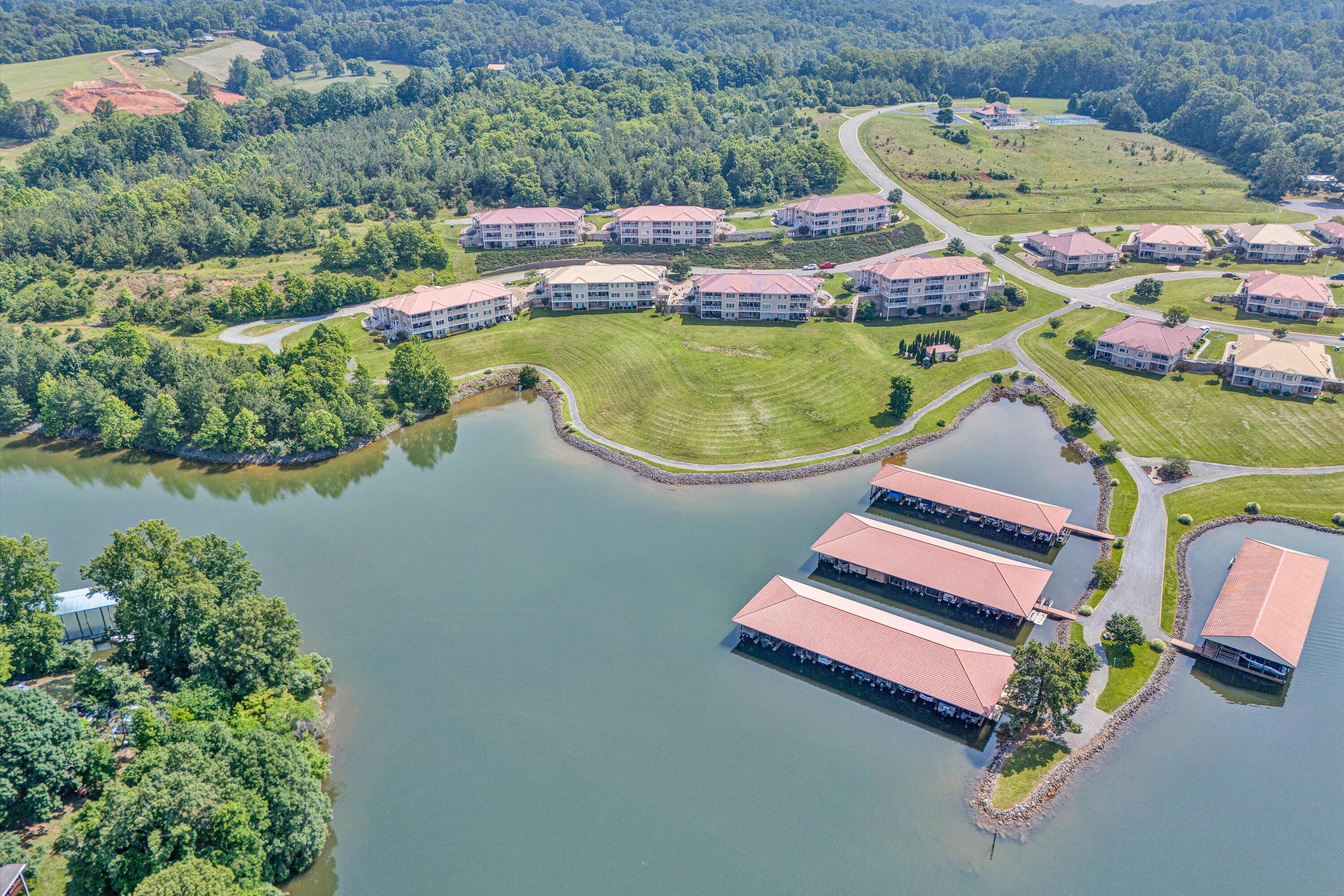 1066 Siesta Key Court Moneta, VA 24121 - Photo 38 of 51 1066 Siesta Key Court (46)
