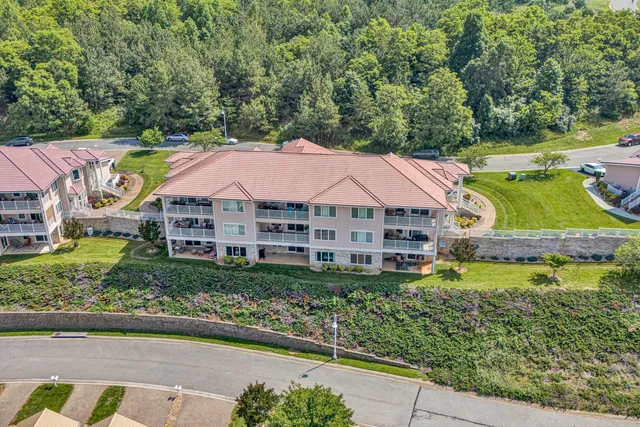 $849,950 | 1066 Siesta Key Court, Moneta, VA 24121