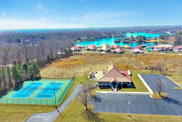 $849,950 | 1066 Siesta Key Court, Moneta, VA 24121