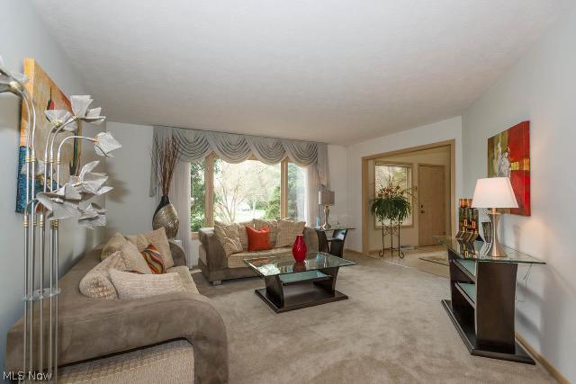 5828 Liberty Road Solon, OH 44139 - Photo 4 of 22