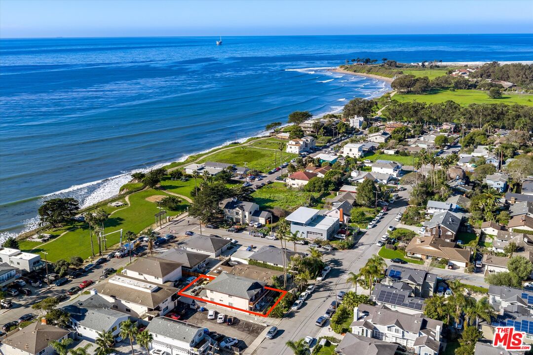 6789 Sabado Tarde Road Goleta, CA 93117 - Photo 8 of 11 a view of a city with an ocean