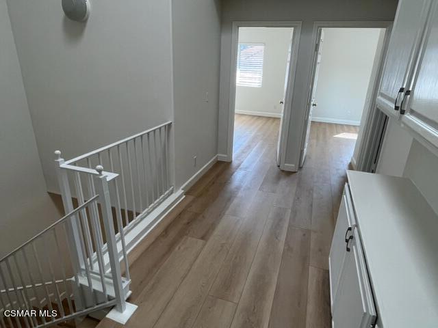 279 North Skyline Drive Thousand Oaks, CA 91362 - Photo 13 of 24 a view of entryway with wooden floor