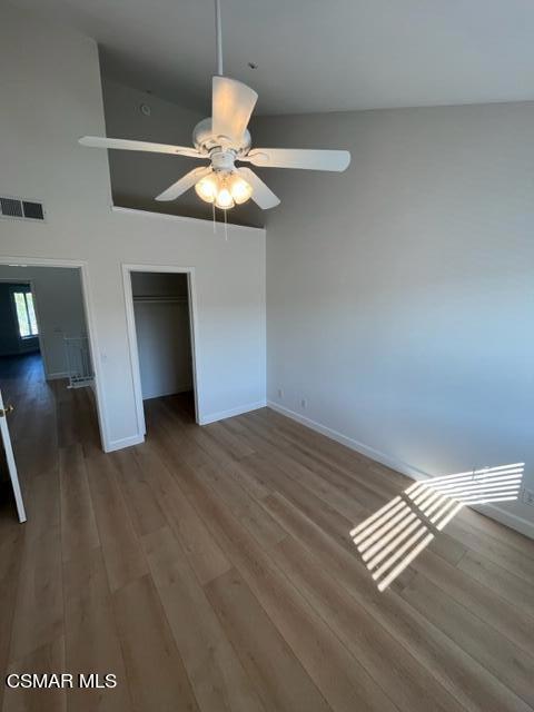 279 North Skyline Drive Thousand Oaks, CA 91362 - Photo 15 of 24 a view of an empty room with wooden floor and a window
