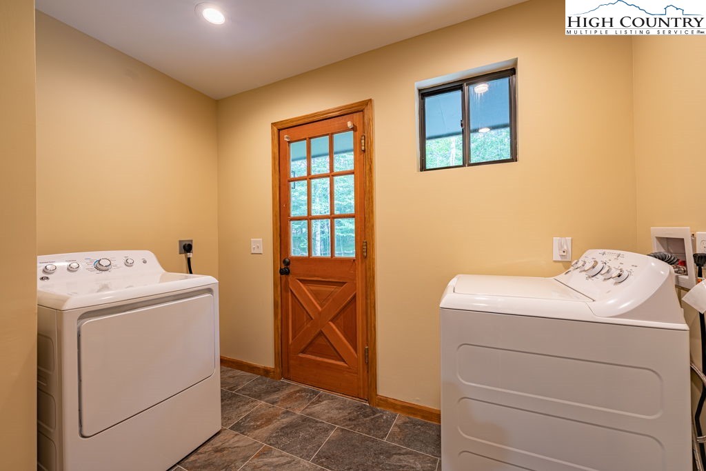 103 Raven Road Beech Mountain, NC 28604 - Photo 21 of 49 Gallery Image 21