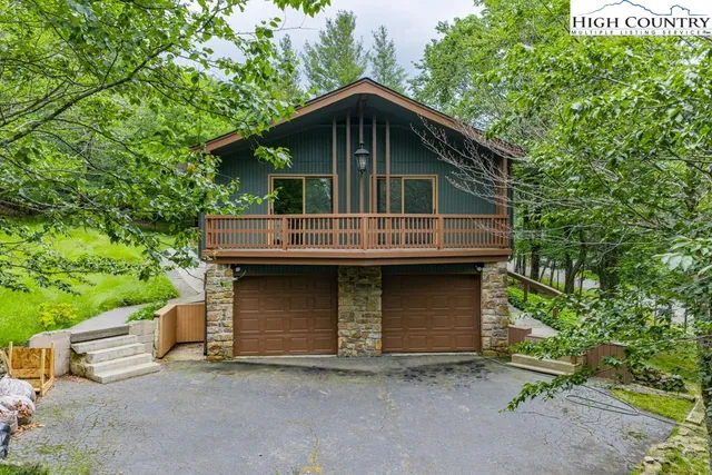 $728,000 | 103 Raven Road, Beech Mountain, NC 28604