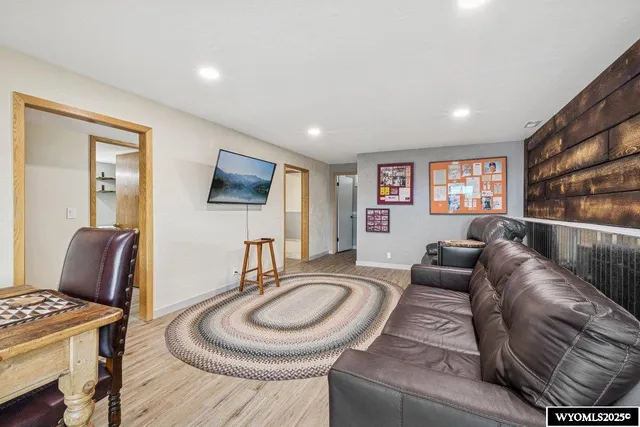 $397,900 | 231 Highridge, Evanston, WY 82930