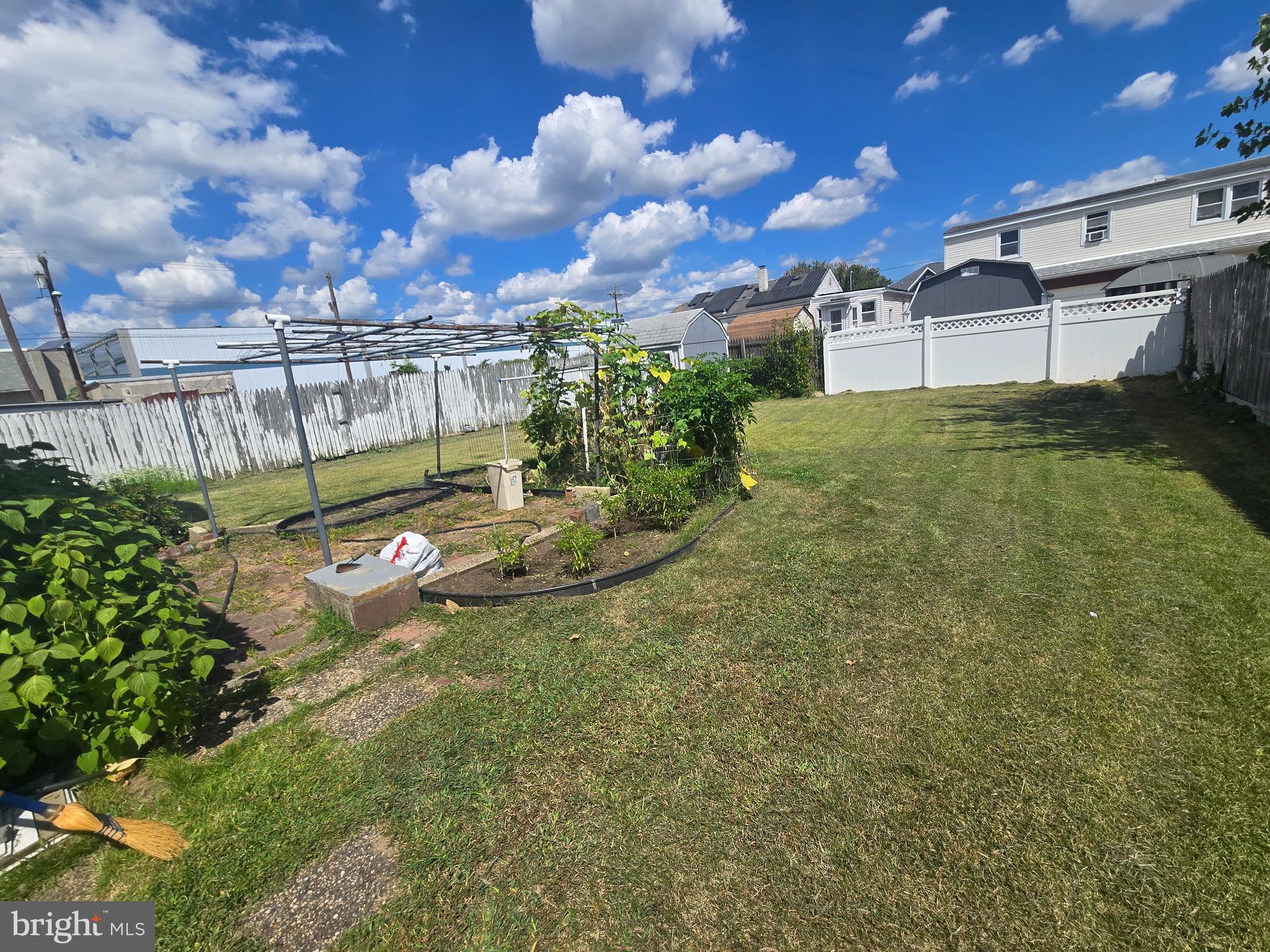 194 Atlantic Avenue Hamilton, NJ 08609 - Photo 3 of 43 a view of a garden