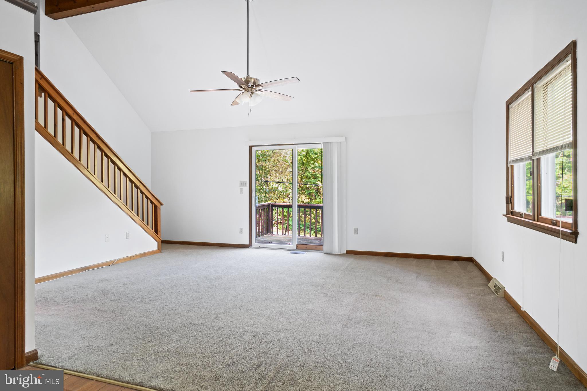 2047 Old Elk Neck Road Elkton, MD 21921 - Photo 3 of 15 Vaulted Living Room