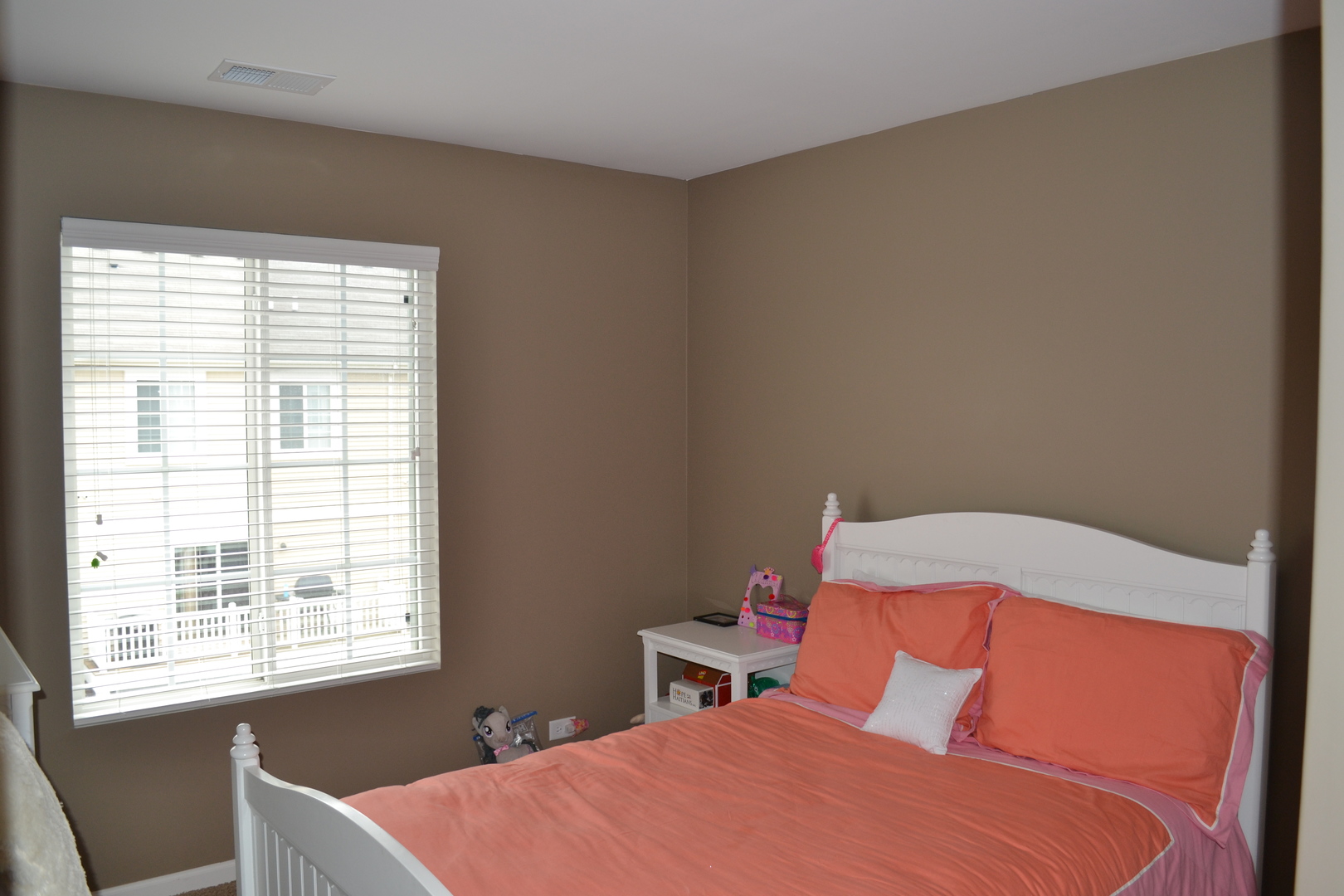 3372 Cameron Drive Elgin, IL 60124 - Photo 13 of 18 a bedroom with a bed and a window