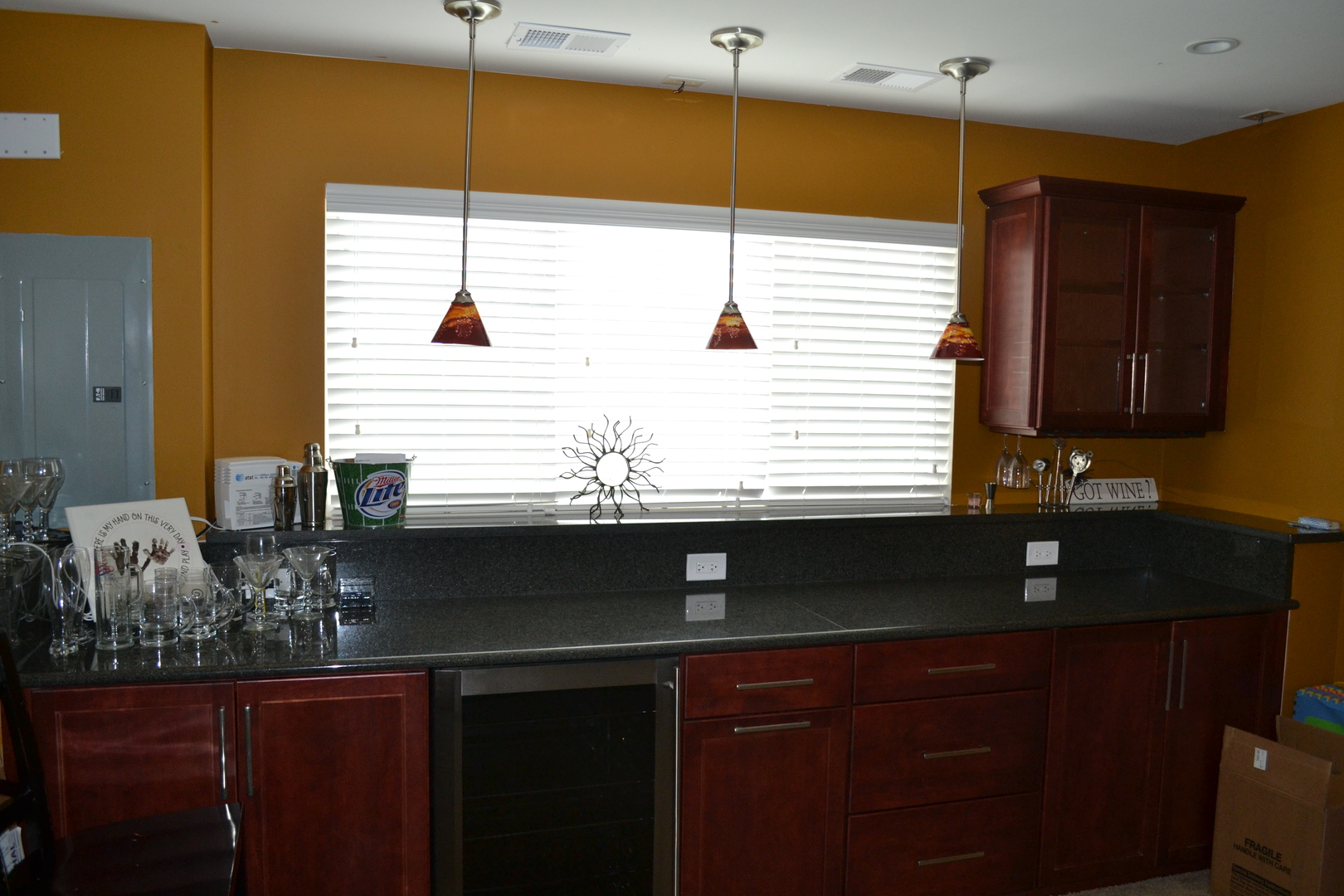 3372 Cameron Drive Elgin, IL 60124 - Photo 10 of 18 a kitchen with a sink and cabinets