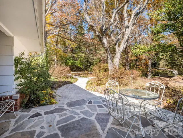 a view of outdoor space yard and patio