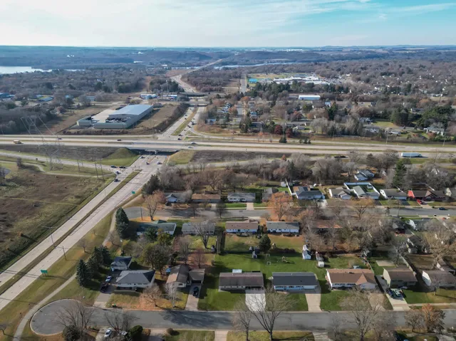 $350,000 | 2532 Frostwoods Street, Eau Claire, WI 54703