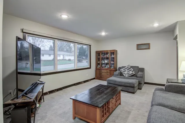 $350,000 | 2532 Frostwoods Street, Eau Claire, WI 54703