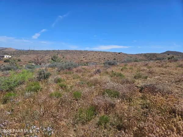 $44,900 | 16977 South Madonna Road, Mayer, AZ 86333