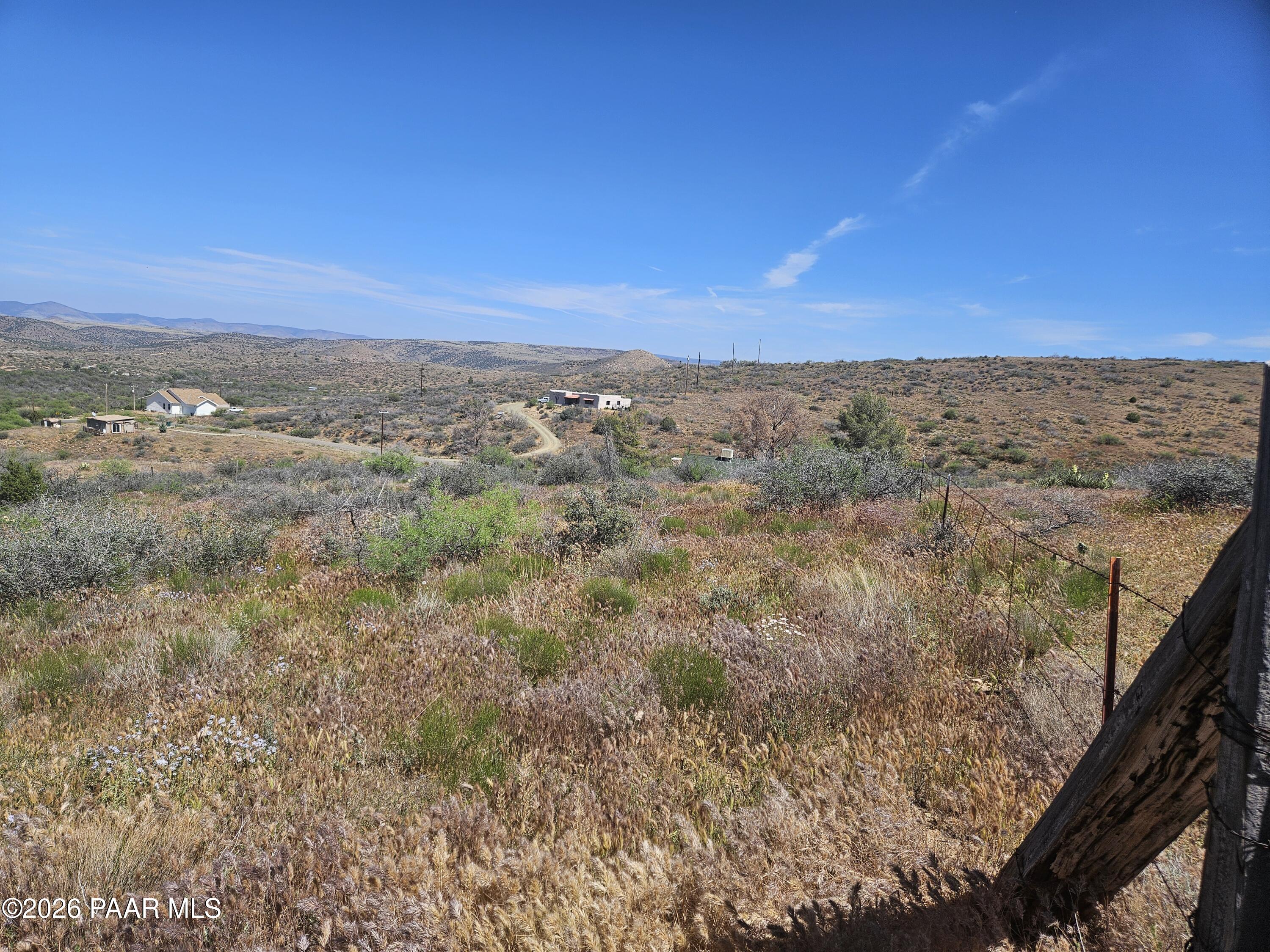16977 South Madonna Road Mayer, AZ 86333 - Photo 2 of 8 a view of a city
