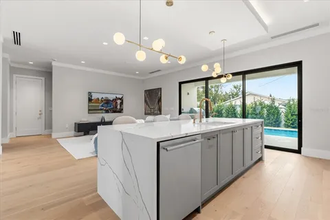 $1,680,000 | 2415 Laura Place, Orlando, FL 32803