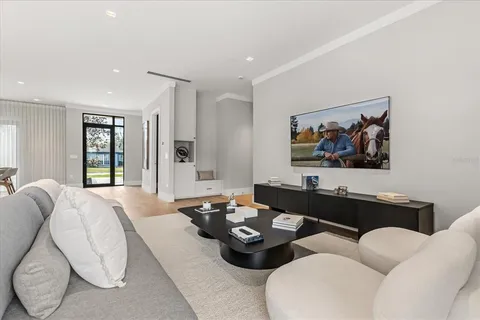 $1,680,000 | 2415 Laura Place, Orlando, FL 32803