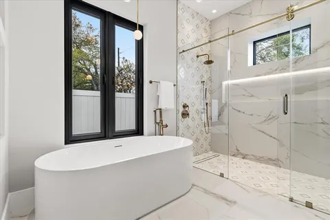 $1,680,000 | 2415 Laura Place, Orlando, FL 32803