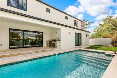 $1,680,000 | 2415 Laura Place, Orlando, FL 32803