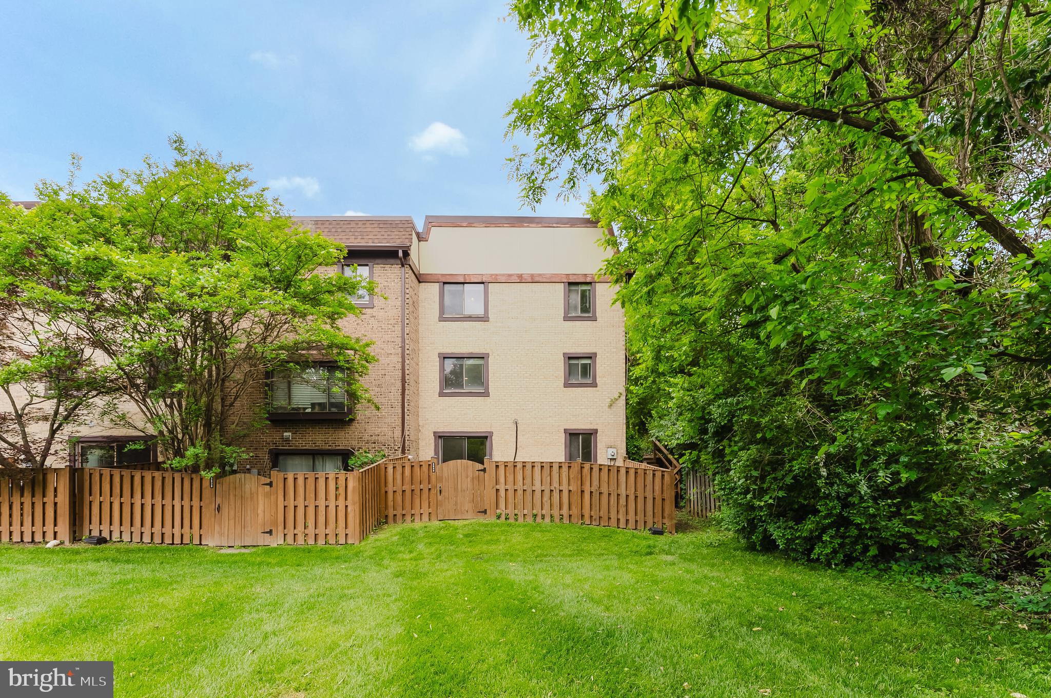 2840 Jermantown Road, Unit 45 Oakton, VA 22124 - Photo 3 of 44