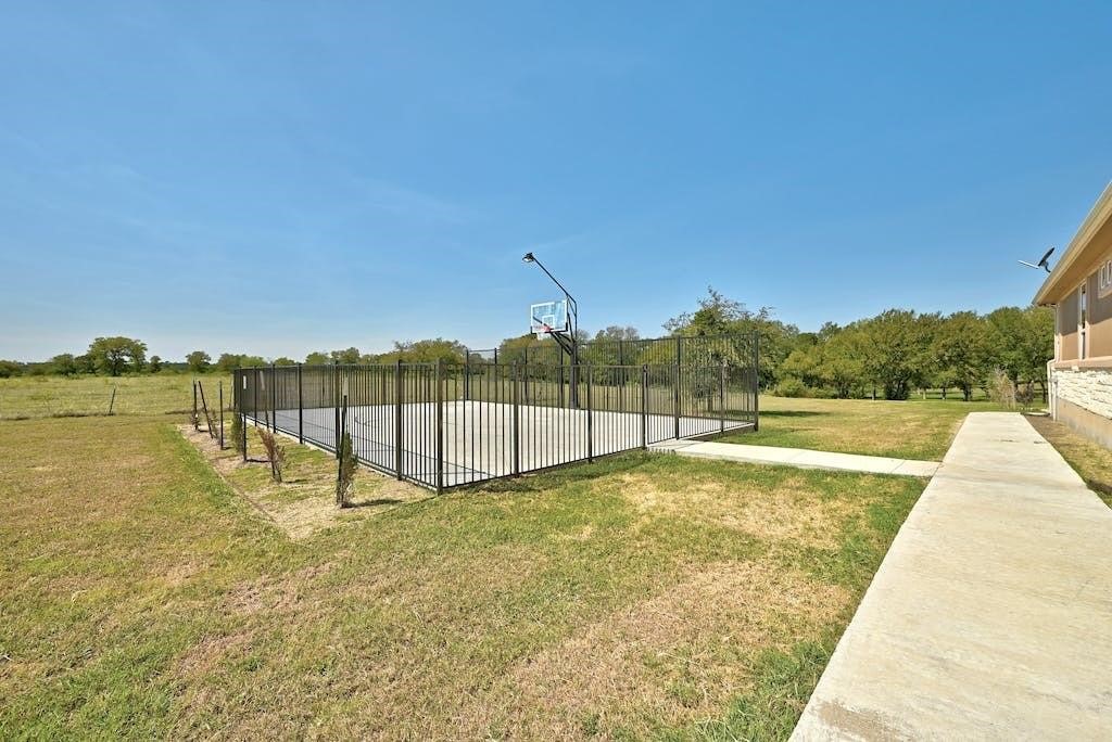 7300 Gilbert Road Manor, TX 78653 - Photo 40 of 40 a view of a lake with a big yard