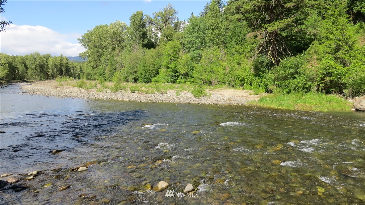 220 Teanaway Acres Road Cle Elum, WA 98922 - Photo 3 of 17 Gallery Image 3
