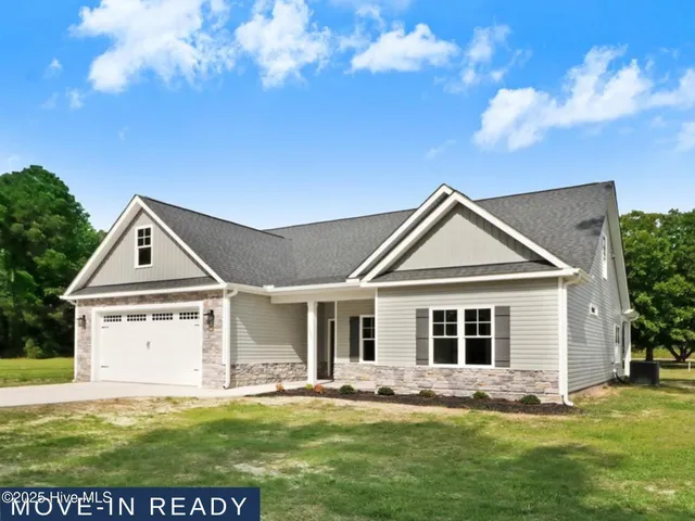 $342,486 | 3803 Huntcliff Drive, La Grange, NC 28551