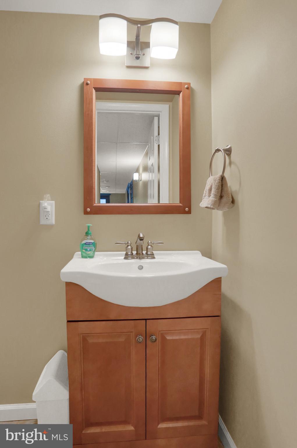 610 South Cedar Street Lititz, PA 17543 - Photo 22 of 28