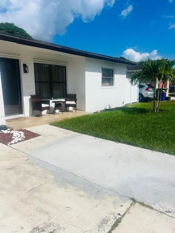 $470,000 | 9703 Southwest 2nd Street, Boca Raton, FL 33428
