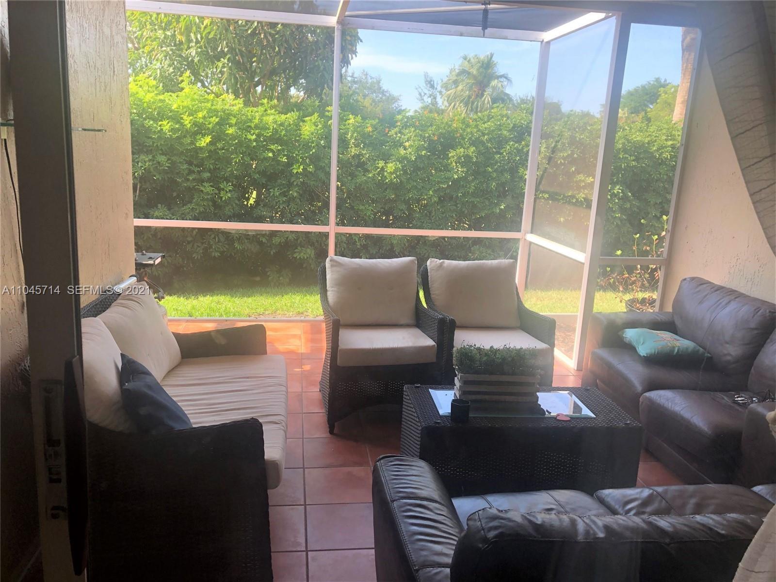 8583 Vía Serena Boca Raton, FL 33433 - Photo 10 of 20 Patio