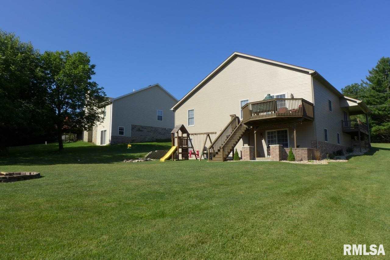 10 Greenbriar Road Mackinaw, IL 61755 - Photo 21 of 35