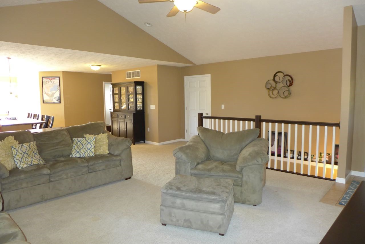 10 Greenbriar Road Mackinaw, IL 61755 - Photo 4 of 35