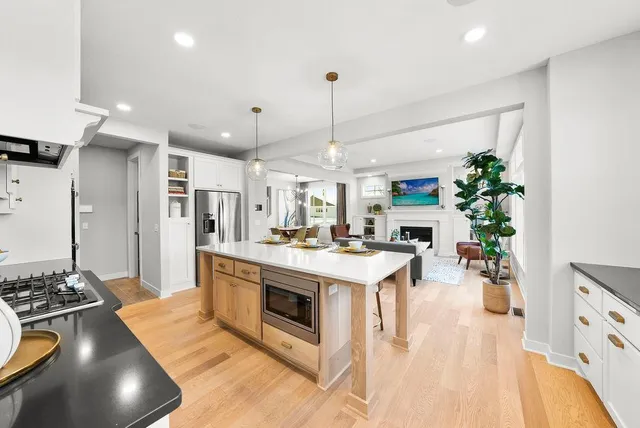 $883,825 | 1798 Laquey Avenue Northeast, St. Michael, MN 55376