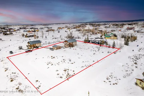 $897,000 | 200 Aspen Meadows Road, Driggs, ID 83422