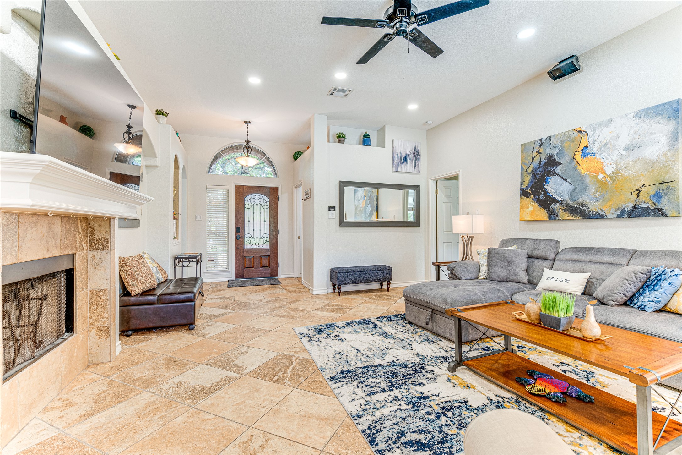 1209 Lacey Oak Loop Round Rock, TX 78681 - Photo 13 of 22 Spacious interior featuring neutral tile flooring throughout