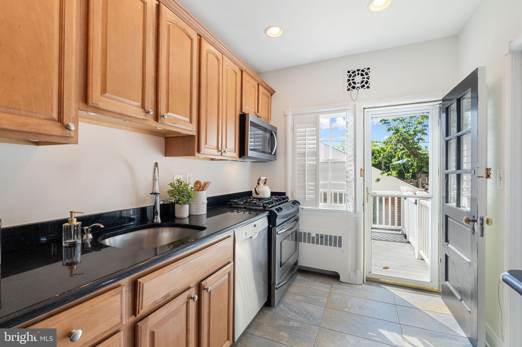 19 Dunkirk Road Baltimore, MD 21212 - Photo 13 of 37 Gallery Image 13
