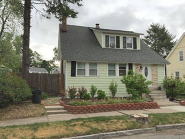 31 Brunswick Street Springfield, MA 01108 - Photo 3 of 24 Gallery Image 3