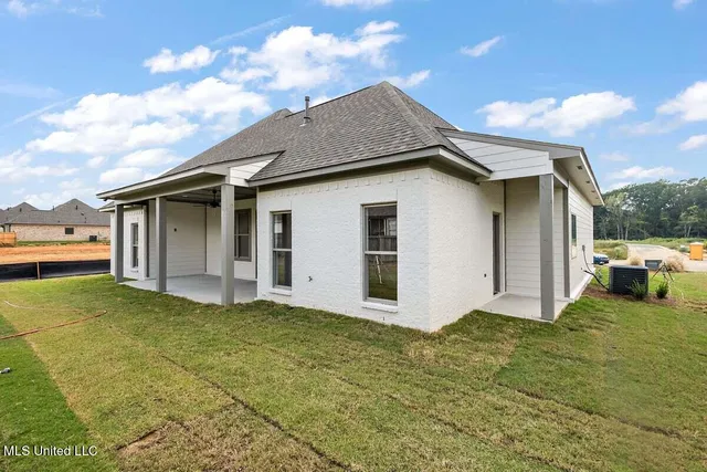 $362,000 | 416 Aurora Circle, Canton, MS 39046