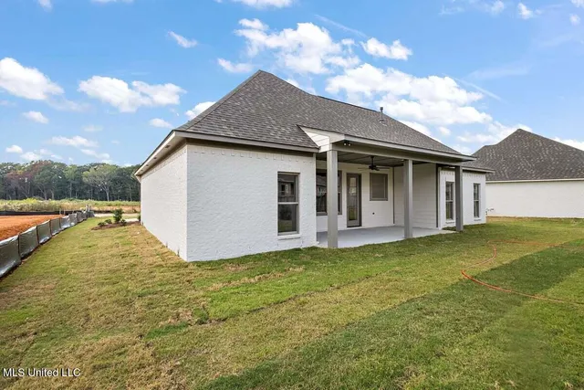 $362,000 | 416 Aurora Circle, Canton, MS 39046