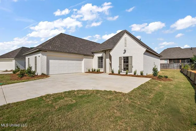 $362,000 | 416 Aurora Circle, Canton, MS 39046