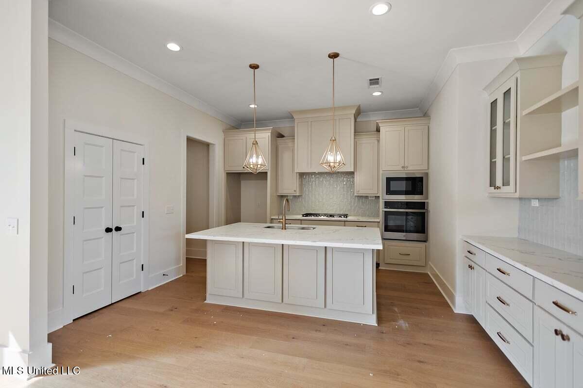 416 Aurora Circle Canton, MS 39046 - Photo 8 of 37 HTP24364