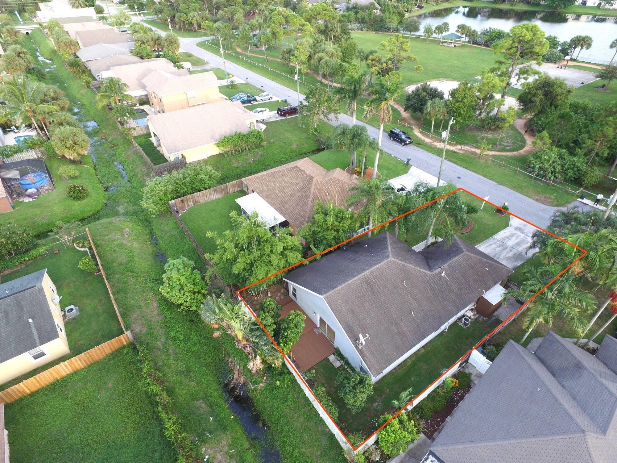 6455 Garrett Street Jupiter, FL 33458 - Photo 4 of 35 aerial